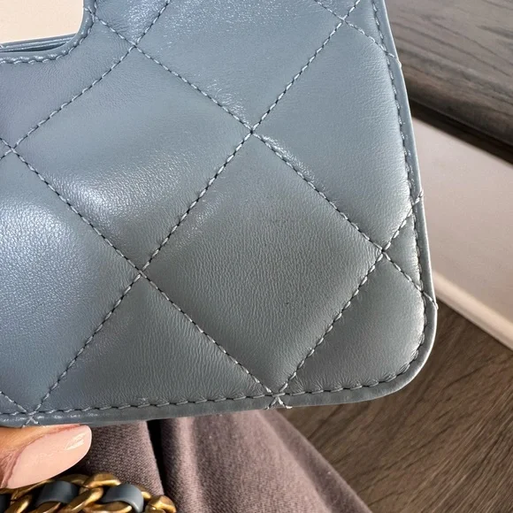 CHANEL Quilted Light Blue Leather Shoulder Bag with Gold Hardware - Picture 7 of 8